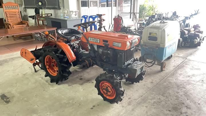 รถไถพร้อมโรตารี่ Kubota B5000 4