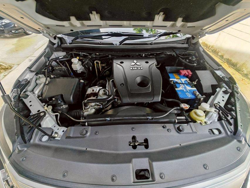 MITSUBISHI PAJEROSPORT 2.4 GT PLUS 4