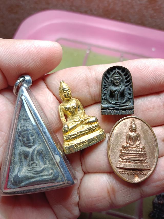 พระเหมา 4องค์ 2