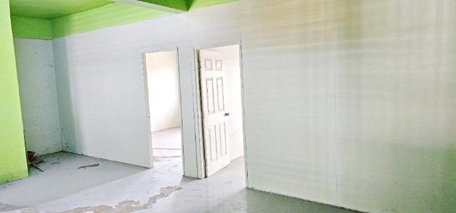 ทำเลพัฒนานิคม อาคารใหญ่ 2นอน ลพบุรี ซ.พัฒนานิคม 9-15 ให้เช่าอาคารพาณิชย์ 3 ชั้น 2 คูหา 48ตร.วา. 580ตร.ม 2 น้ำ 6 จอดรถ เด 8