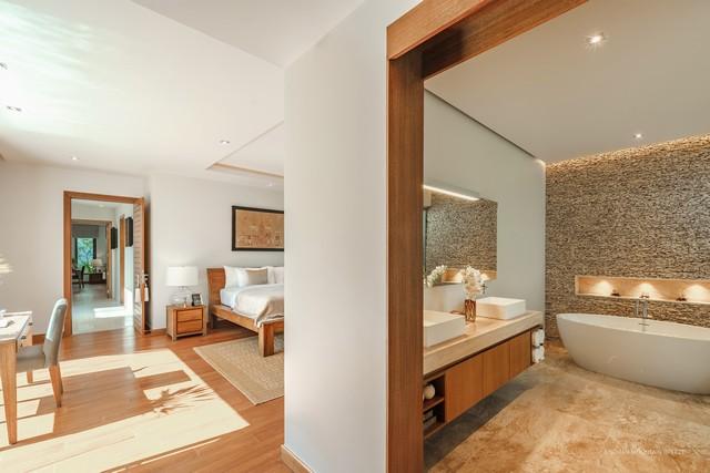 For Sales : Thalang, Luxury Pool Villa, 3 Bedrooms 3 Bathrooms 5