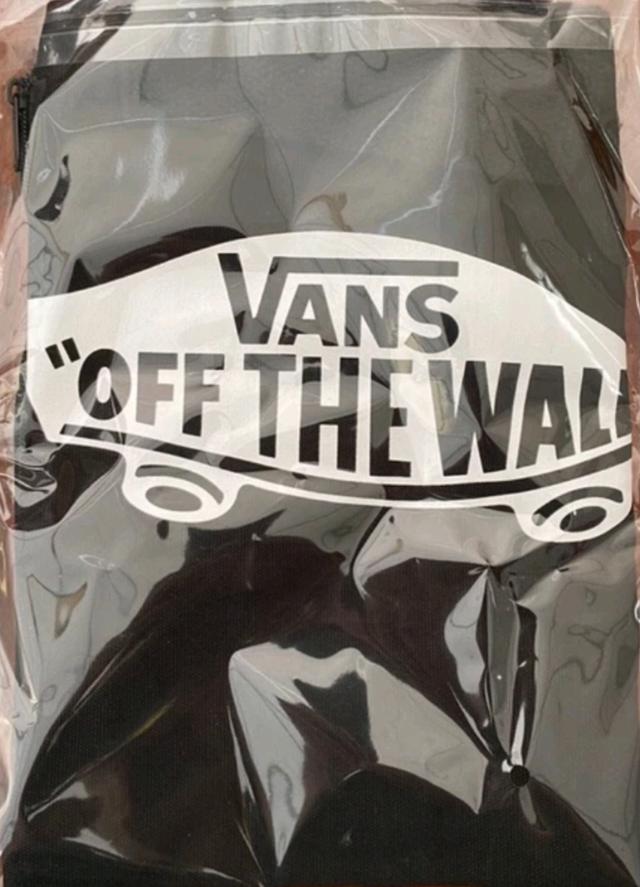 กระเป๋า VANS & POUCH BOOK 4