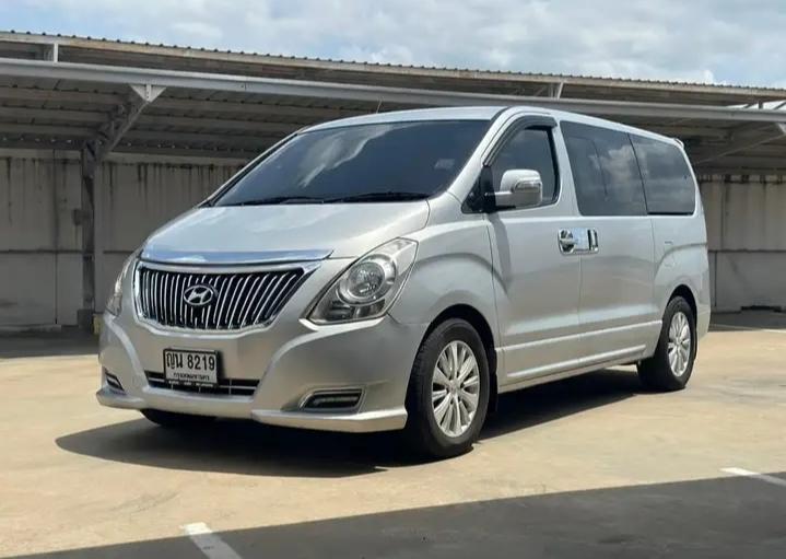 Hyundai Grand Starex ปี 2011 3