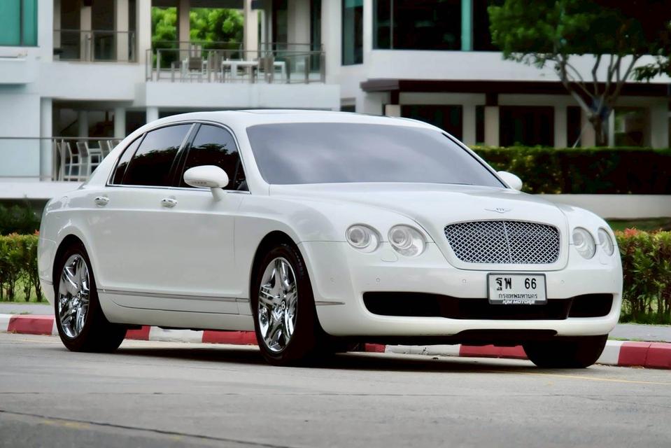Bentley  Flying Spur 6.0L W12 ปี 2013 รถหรูสมรรถนะเยี่ยม รถสวยใช้น้อย คุ้มๆ