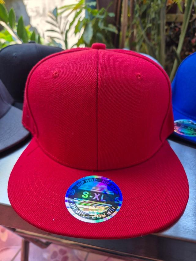 หมวกฮิบ หมวกแก๊ปสีพื้น Snapback Cap ทรง Hip Hop 2