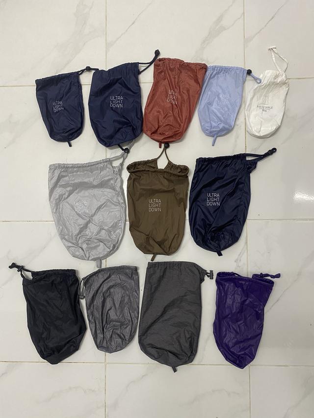 ถุงเก็บเสื้อขนเป็ด uniqlo และไม่แบรนด์ สภาพ 90-100%