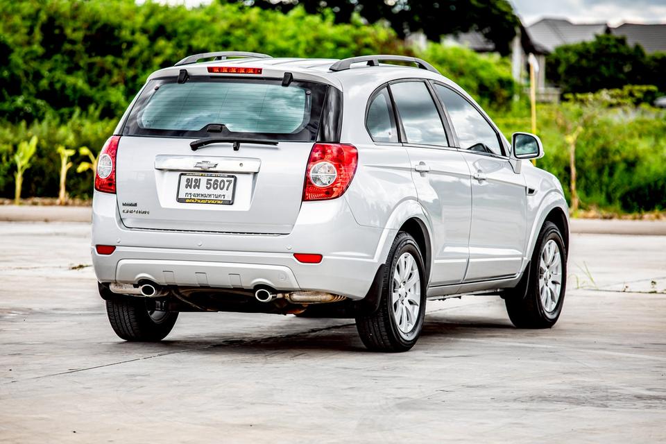 CHEVROLET Captiva 2.4 LT ปี 2012 เกียร์ออโต้ สีเทา Suv 7 ที่นั่ง 5