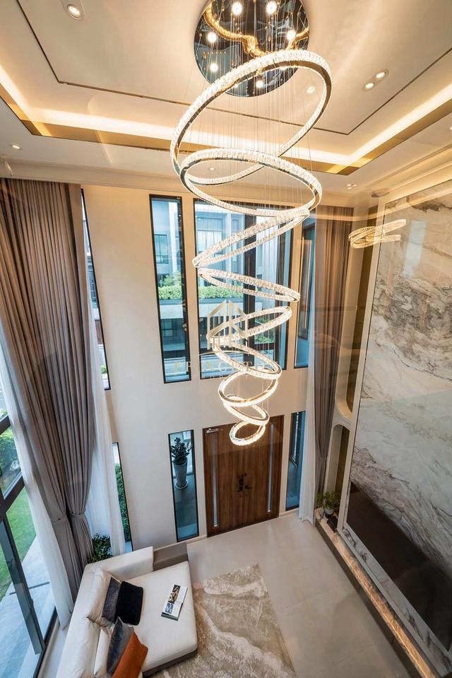 Grand Bangkok Boulevard Rama 9 – Krungthep Kreetha 5