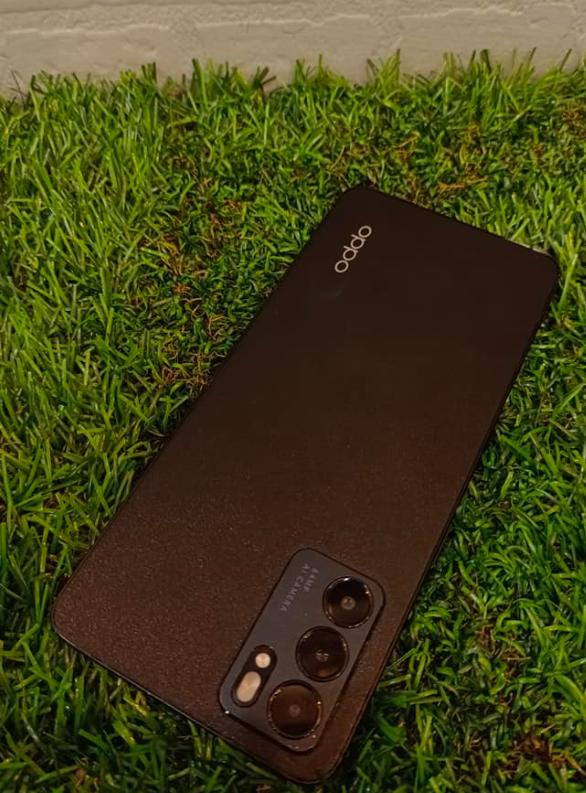 ขายมือถือ Oppo Reno 6 สีดำ 8