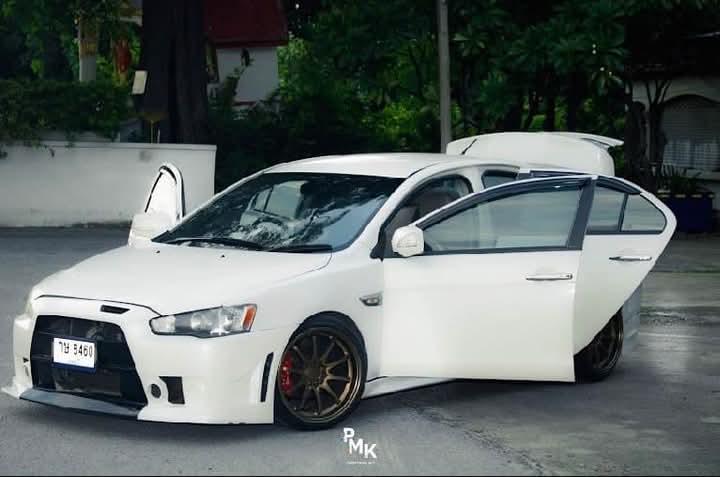 Mitsubishi Lancer ขายด่วน 2