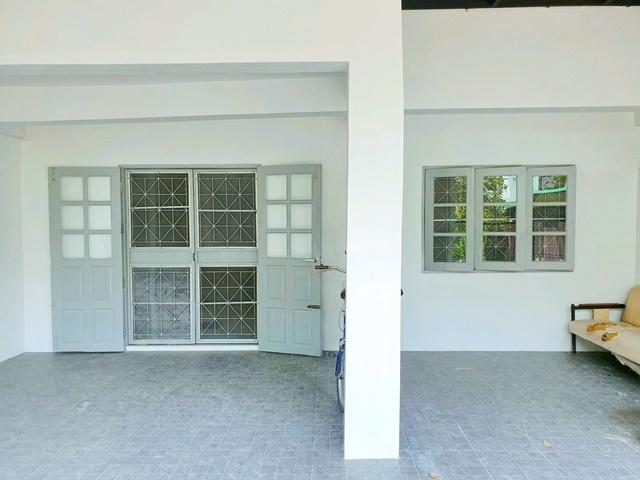 รัชดา 66 600ม. ทาวน์เฮ้าส์ 2ชั้น รีโนเวทใหม่ 25 ตร.ว. 200ตรม. ทางด่วนประชาชื่น 1.6 กม. บิ๊กซี วงศ์สว่าง 700 ม. MRT วงศ์ส 5