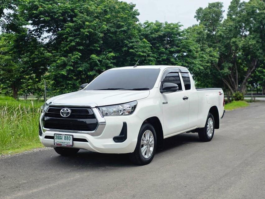 Toyota Hilux Revo 2.4 Z-Edition ปี 2022ราค 395,000 บาท