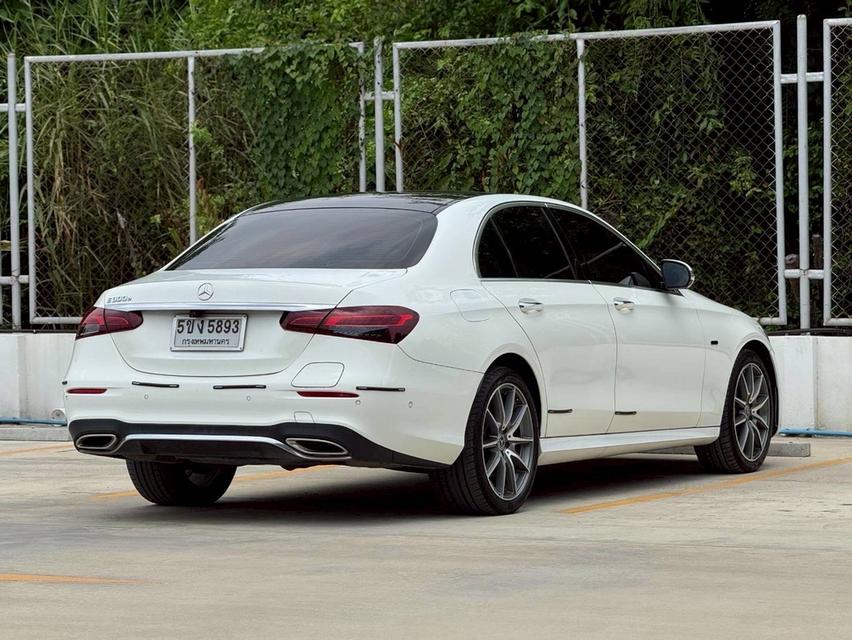 Mercedes Benz E300e AMG Dynamic Facelift (W213) รูปที่ 2