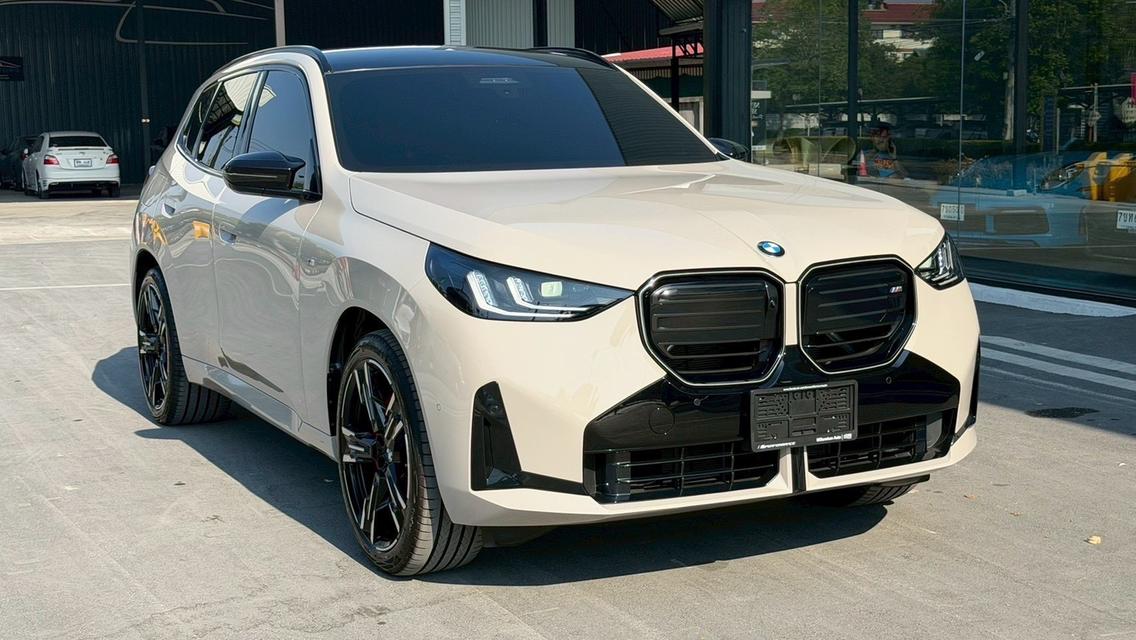 รหัสรถ KPV53 2026 BMW X3 3.0 M50 xDrive สี Dune Grey Metallic รูปย่อยที่ 2