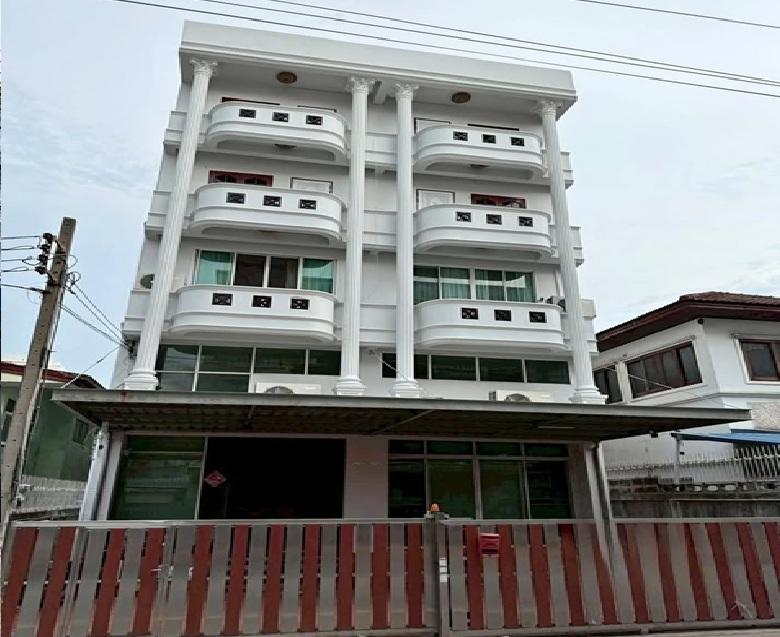 ให้เช่าอาคารพาณิชย์ 5 ชั้น 2 คูหา ตีทะลุ / ทำเลห้วยขวาง สุทธิสาร / ซอยพิบูลย์อุปถัมภ์ / พื้นที่ใช้สอยกว่า 600 ตารางเมตร 1