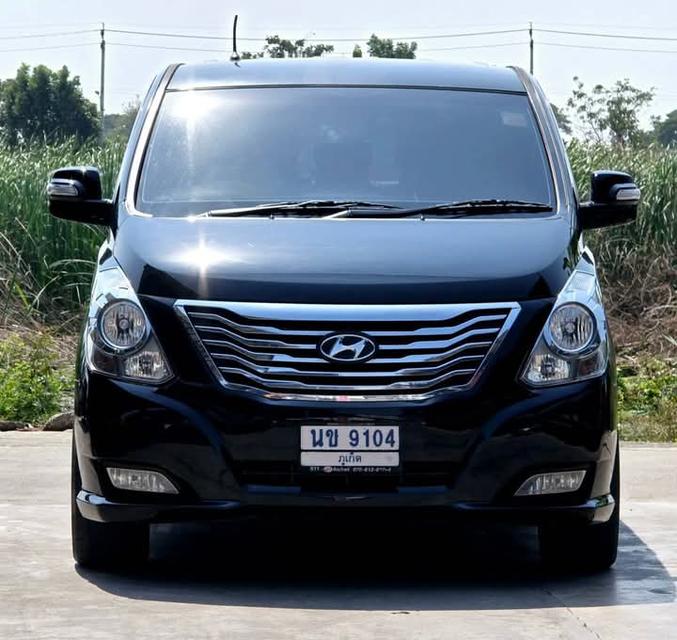 ขาย HYUNDAI H-1