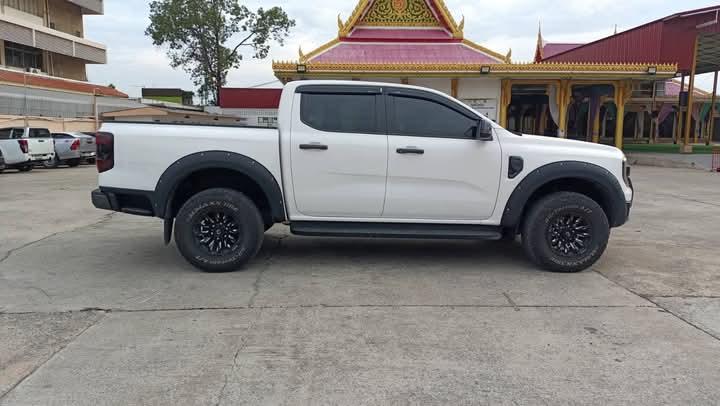 FORD RANGER สีขาว 4