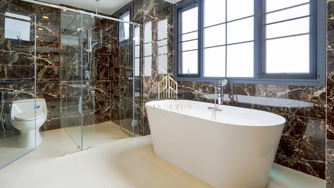 Luxury House For Sale or Rent The City Bangna 2 10