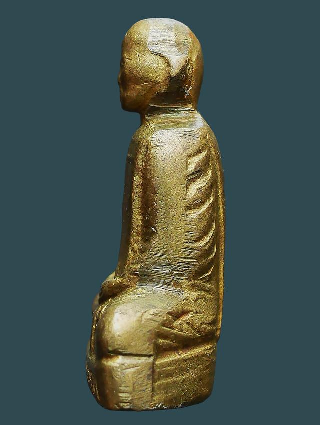 รูปเหมือนปั๊มหลวงพ่อพรหม วัดช่องแค พิมพ์หูกาง ปี 08....เก่าๆ