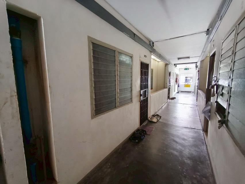 คอนโดมิเนียม โครงการบบ้านเอื้ออาทร สรงประภา 1 ซอยเทิดราชัน 1 ถนนนาวงประชาพัฒนา แขวงสีกัน เขตดอนเมือง กรุงเทพมหานคร 5