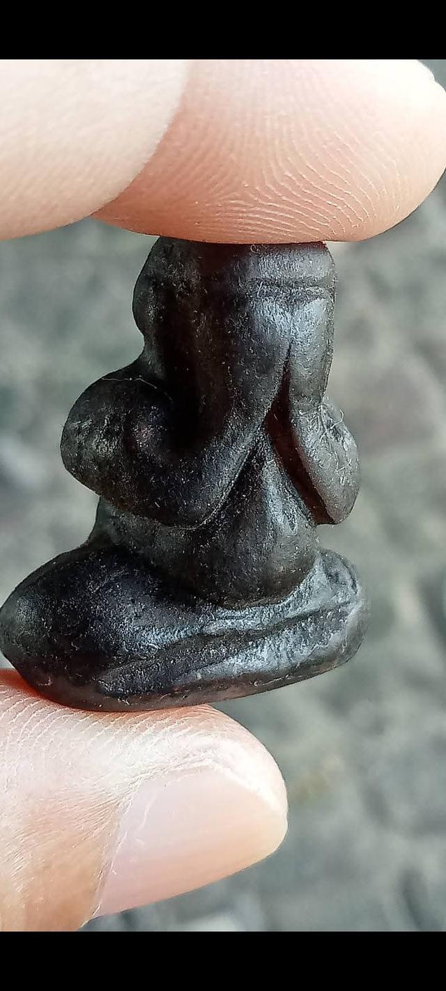 ปิดตา หลวงปู่เอี่ยม วัดสะพานสูง 3