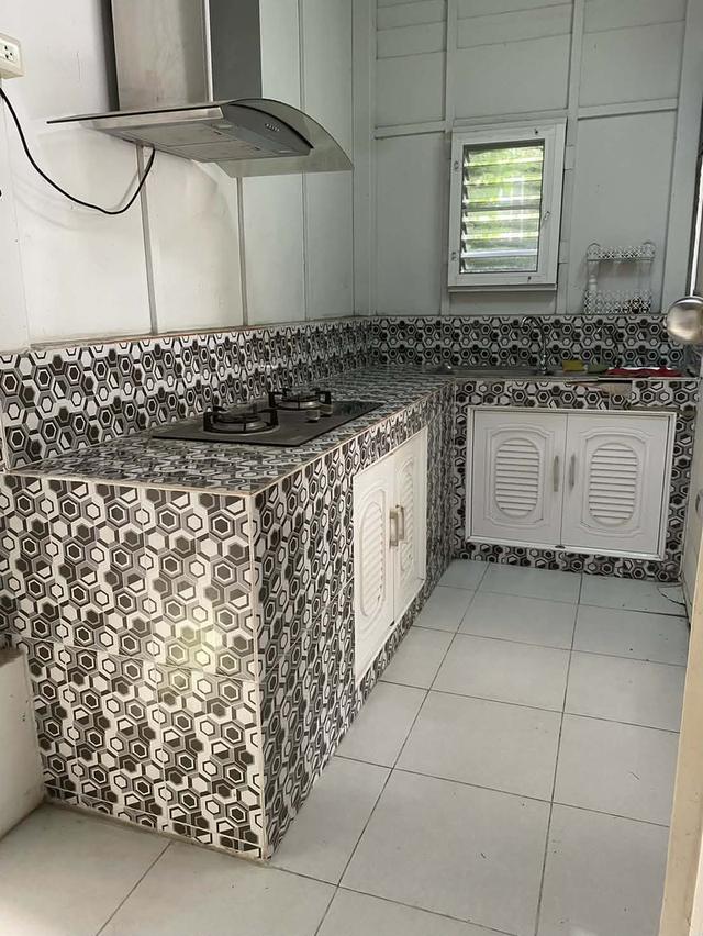 ข้ายบ้านโครงการเอโทลบาหลีบิช อ่อนนุช-ลาดกระบัง บ้าน2ชั้น 3นอน 2ห้อนน้ำ 1จอด จอดหน้าน้าน 2 คัน พื้นที่ข้างบ้านต่อเติมได้อีกหล้ง ใกล้สนามบินสุวรรณภูมิน 10