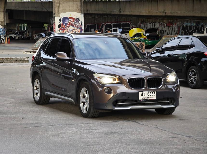 BMW X1 sDrive18i E84 ปี 2011  2