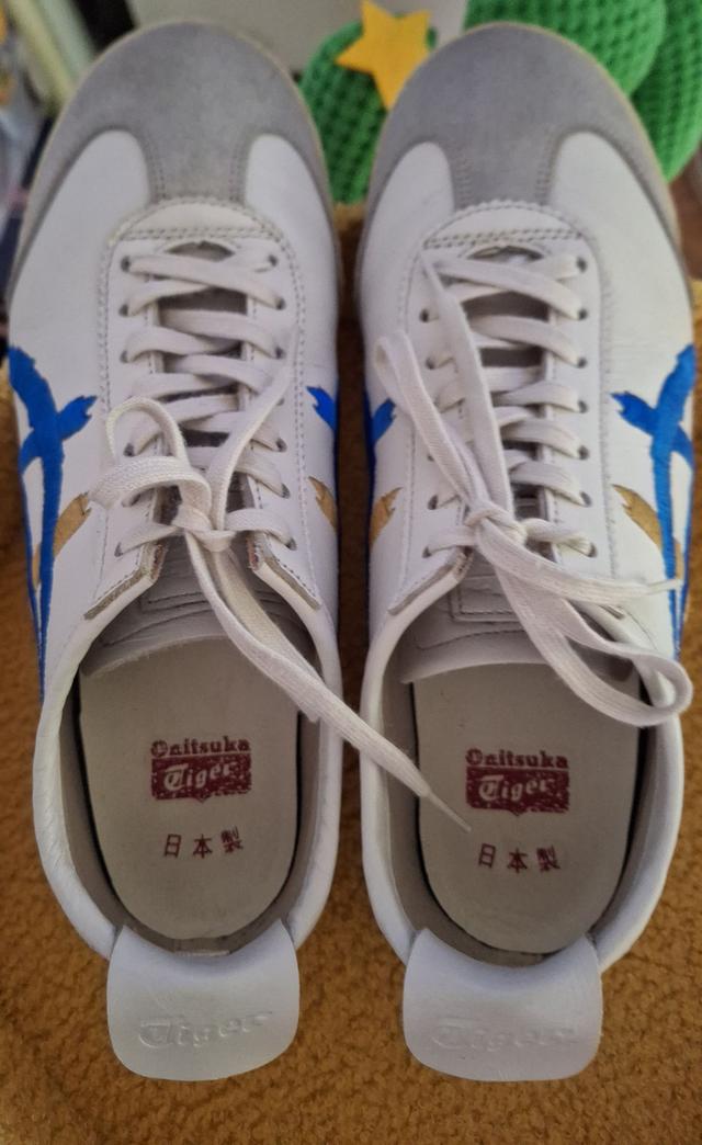 รองเท้า Onitsuka Tiger