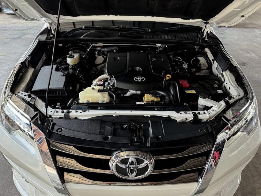 ปี 2018 TOYOTA FORTUNER, 2.8 TRD SPORTIVO 4WD (Black Top)  6