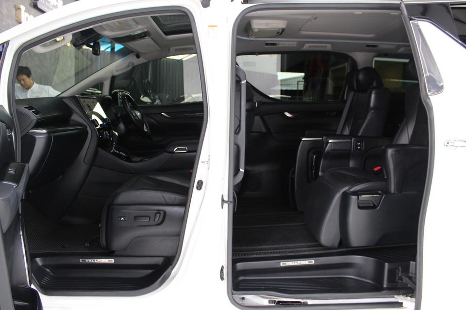 รหัสรถ JRS5462 TOYOTA VELLFIRE 40 Look ปี 2017 8