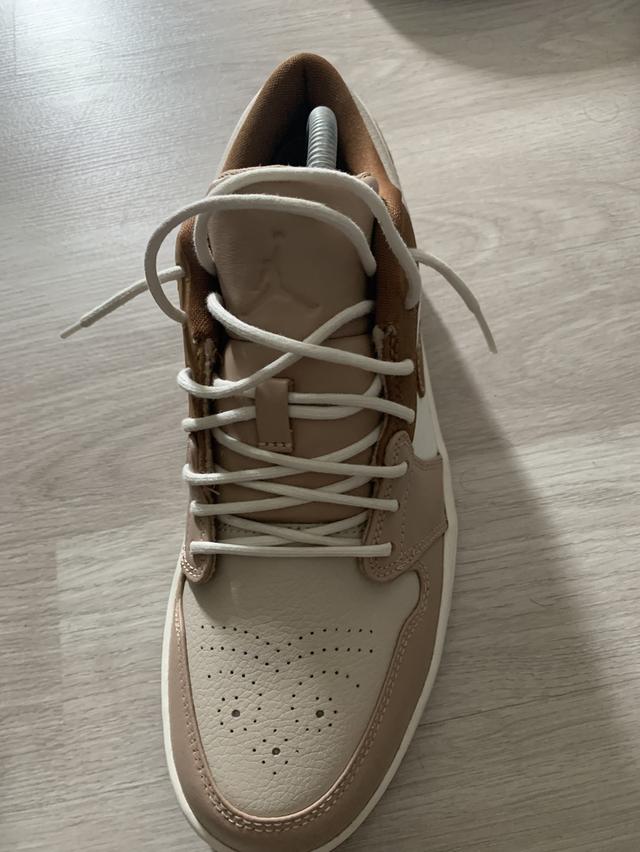 Nike Jordan 1 low Se รูปที่ 5