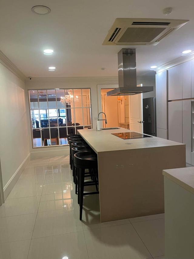 U1495 ให้เช่า Home Office 5 ชั้น ทำเลใจกลางเมือง ทองหล่อ 23  ขนาดพื้นที่ 900 ตารางเมตร เดินทางสะดวกสบายใกล้ BTS ทองหล่อ และ BTS เอกมัย 12