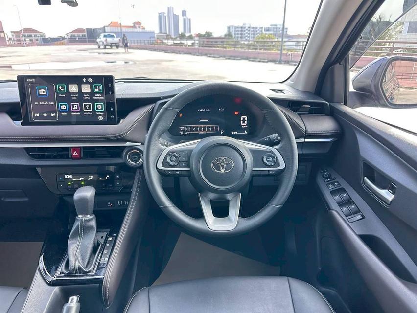 TOYOTA YARIS ATIV 1.2 PREMIUM เกียร์  Auto สีเทา ปี 2022 12
