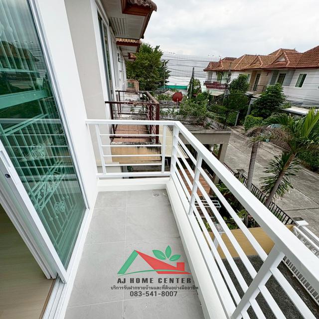 รีโนเวทใหม่ขาย3.99ล้าน บ้านแฝด35.4ตรว. ม.ปารวีร์ เพชรเกษม63-กาญจนาภิเษก3 ฟรีโอน 13