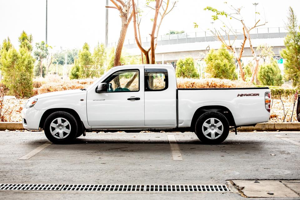 MAZDA BT-50 2.5 S FREESTYLE CAB ปี 2010 สีขาว  7