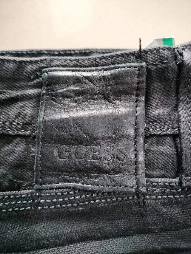 กางเกงยีนส์ Guess