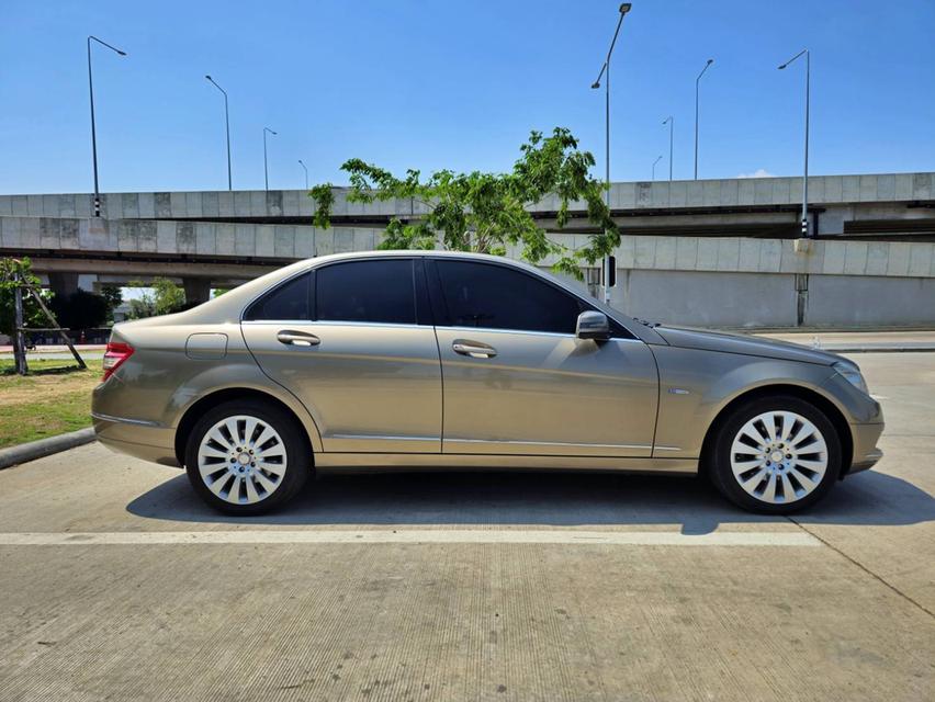 Benz C200 1.8 CGI BlueEFFICIENCY 2010
