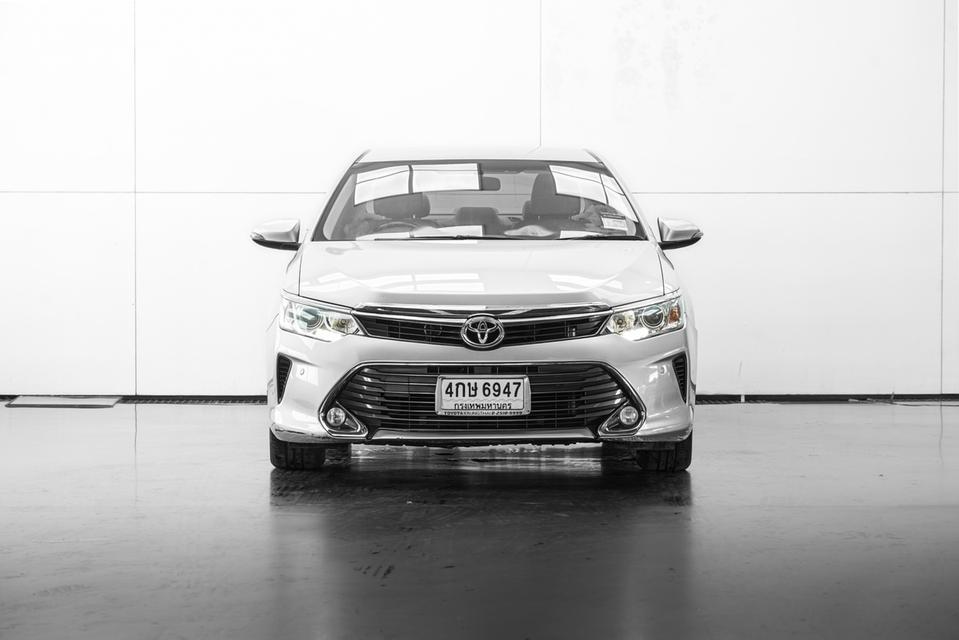 2015 TOYOTA CAMRY 2.0 G สีบรอนซ์ เลขไมล์ 123481 กม.