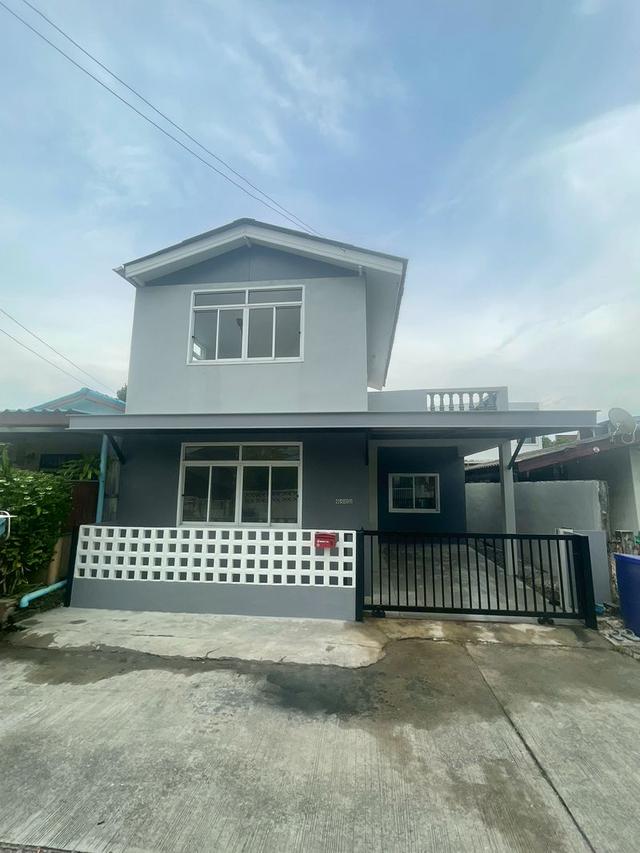 ขายบ้านเดี่ยว 2 ชั้น เนื้อที่ 32 ตรว. หมู่บ้านอมรพันธ์ สวนสยาม  ถนนสวนสยาม 11 แยก 18 แขวงคันนายาว เขตคันนายาว จังหวัดกรุงเทพมหานคร 