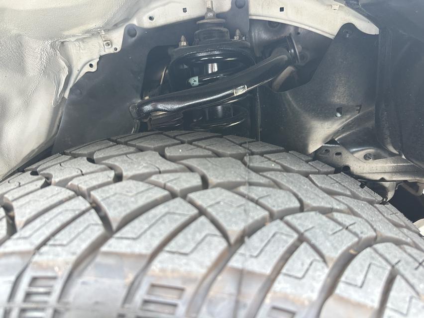 TOYOTA HILUX REVO PRERUNNER 4ประตู รูปที่ 10