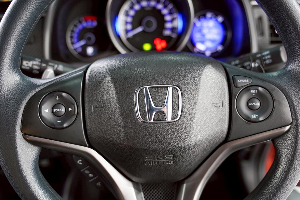 ขายรถยนต์มือสอง Honda Jazz 1.5RS รูปที่ 12