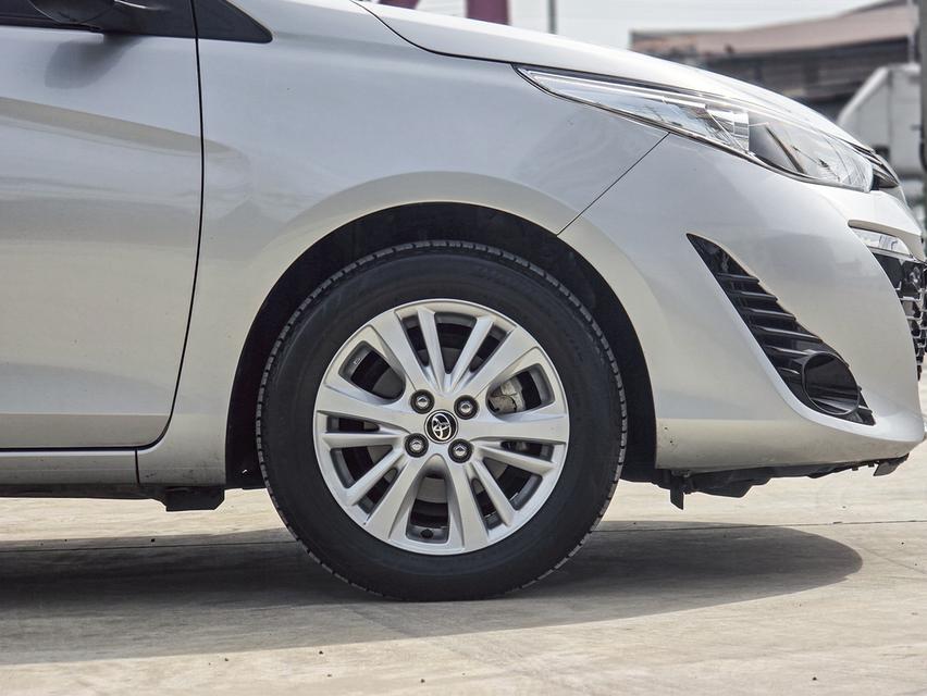 รหัสรถ CBLX3933 🚗✨ TOYOTA YARIS 1.2G 2018 – ECO CAR ยอดนิยม 4