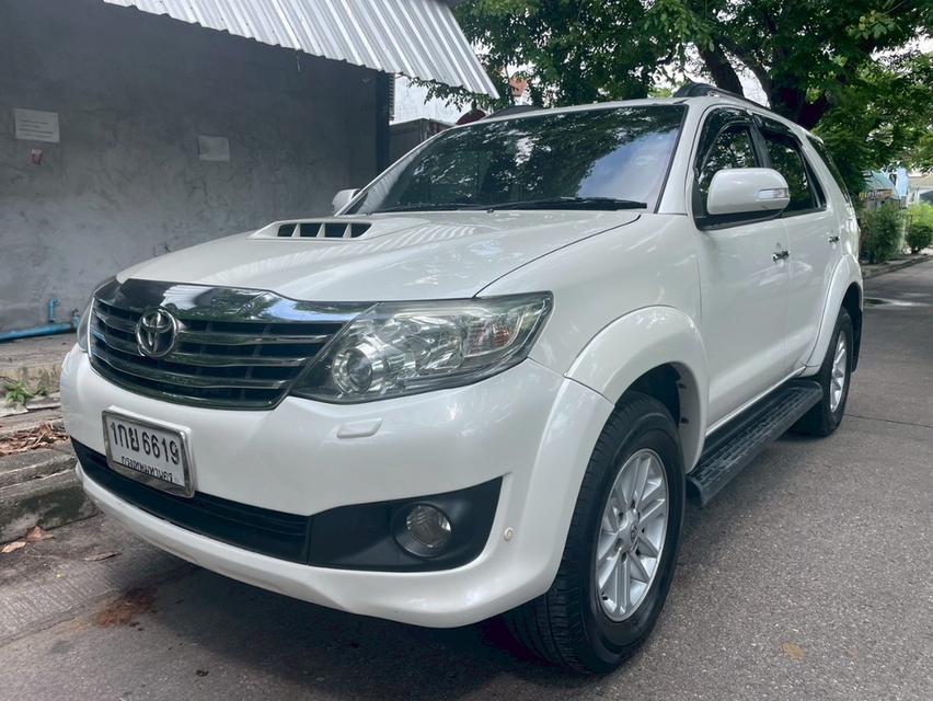 2013 Toyota Fortuner 3.0 v 4x4 1
