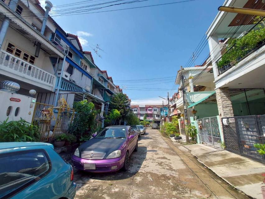 ขายบ้าน 3 ชั้น หมู่บ้านสินทวีสวนธน 3 ซอยประชาอุทิศ 89/1 2