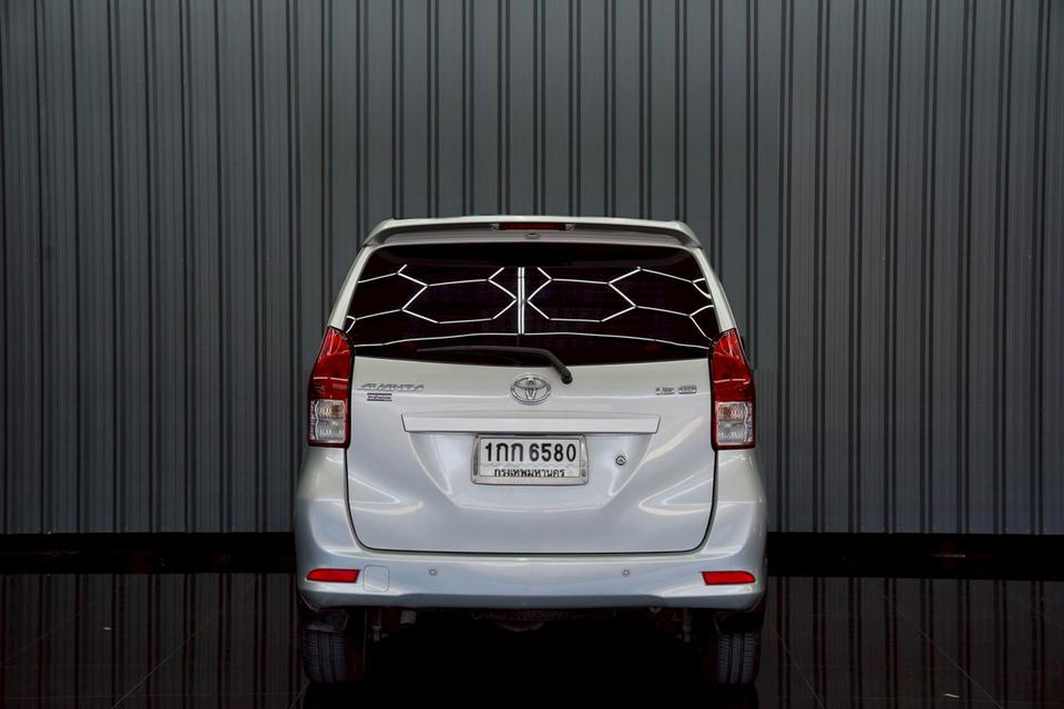 TOYOTA AVANZA 1.5 G AT ปี 2011 จด 2012 สีเทา ไมล์ 46,xxx km. 6