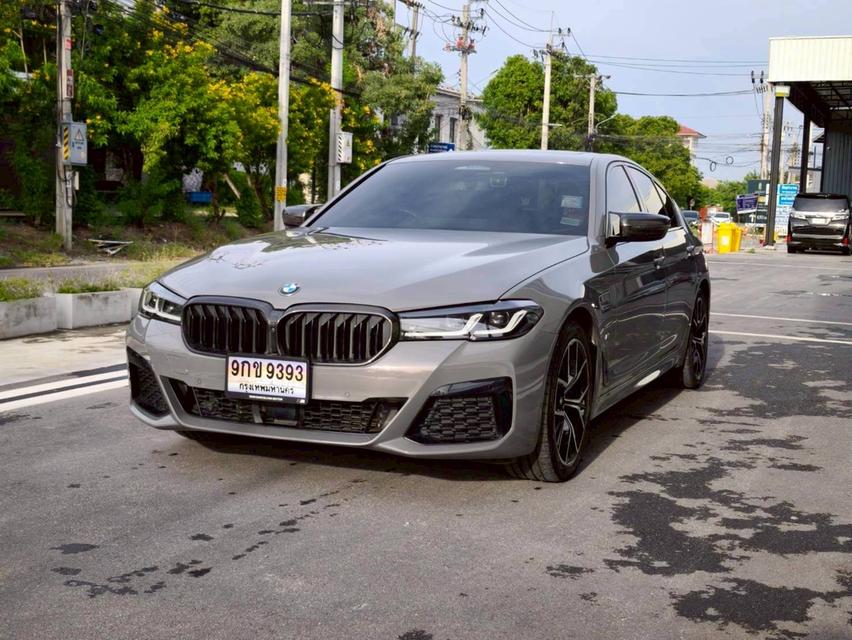 รหัสรถ KPV9393 2021 BMW 530e 2.0 LCI Msport