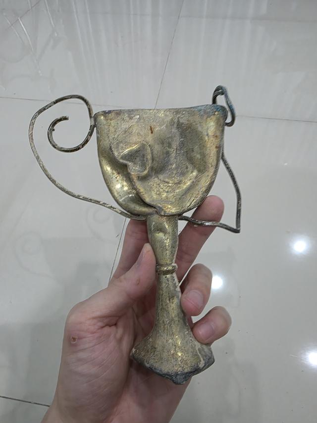 A.ถ้วยรางวัล เนื้อทองเหลือง ของสะสม สวยหายาก ขายตามสภาพ เก่าเก็บ พร้อมส่ง