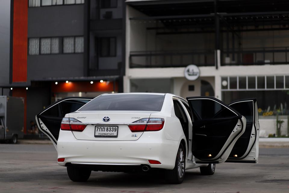 Toyota Camry 2.5 HV Premium 2018  ตัวแพง แรงสุดๆ