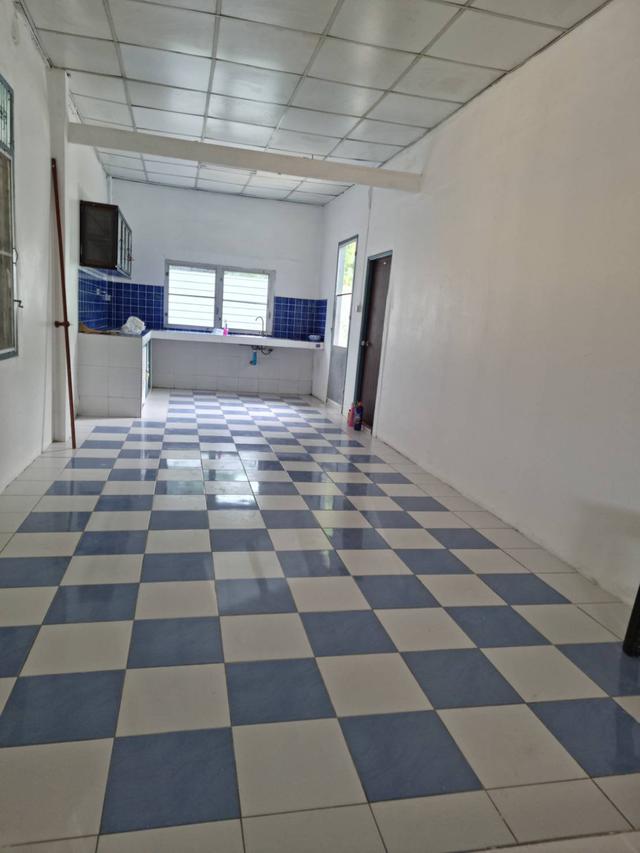 Land with office  for sale with tenant have income immediately Ramintra Road 1