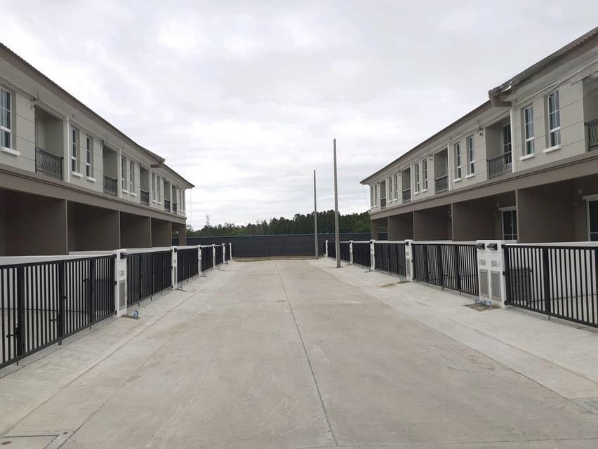 ทาวน์โฮม หมู่บ้านพฤษาวิลล์ลำลูกกา-วงแหวน 2